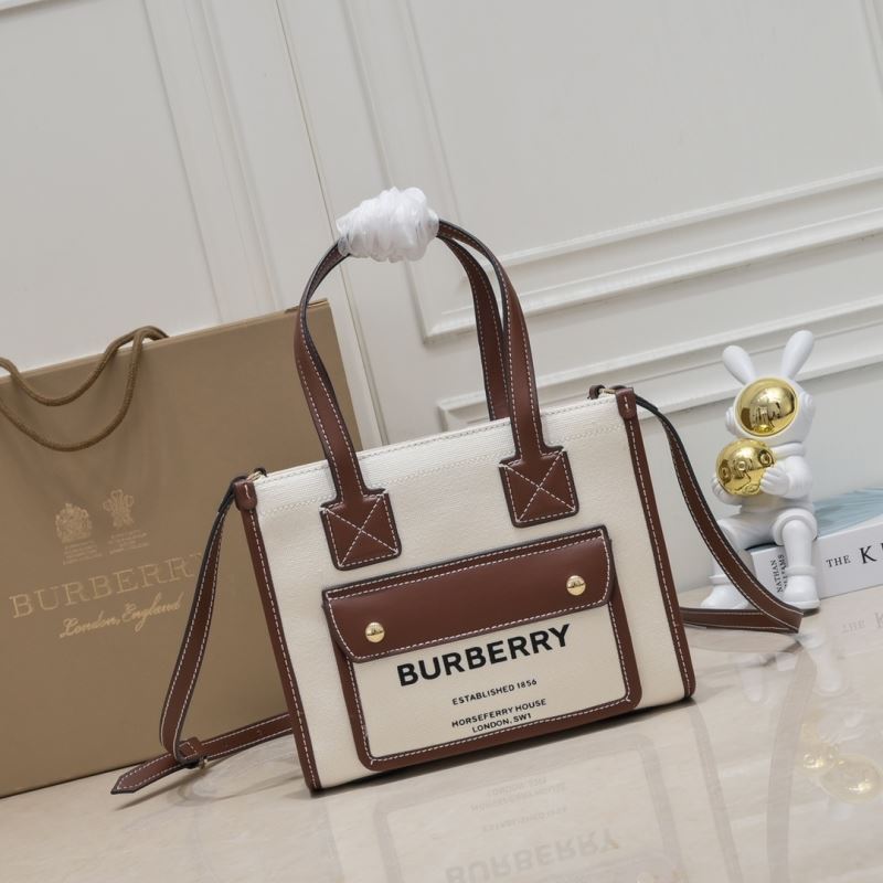 B**rry shopping bags